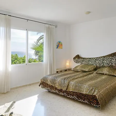 Sleeps 4 Pool Air Con Wifi Villa *